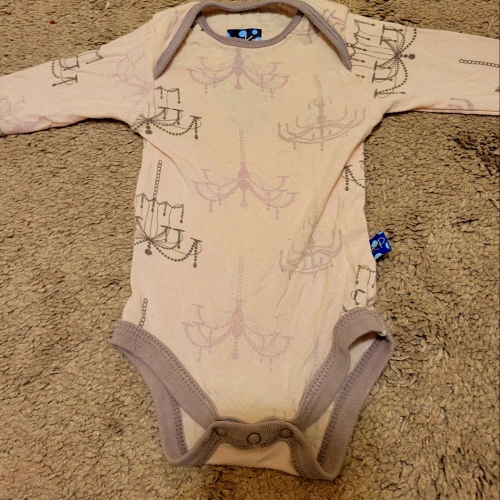 Kickee pants, newborn pink onesie